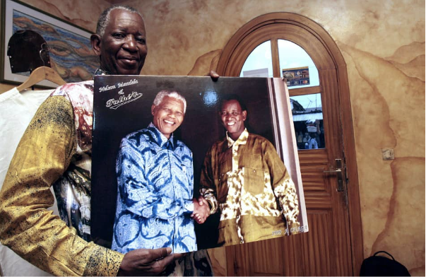 Pathé’O fier d&rsquo;immortaliser sa rencontre avec feu Nelson Mandela