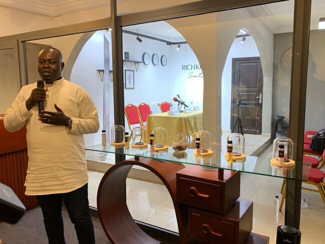Richmond Koffi veut révolutionner le marketing olfactif en côte d’ivoire
