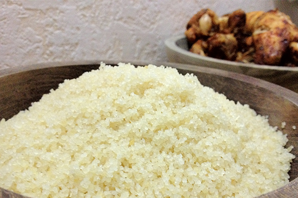 côte d’ivoire : l’attiéké, semoule de manioc fermentée, désormais labellisé l’attiéké ivoirien vient d’obtenir sa labellisation. désormais, cette semoule de manioc fermentée ne peut être vendue sous le nom d’« attiéké » que si elle a été produite en côte d’ivoire.