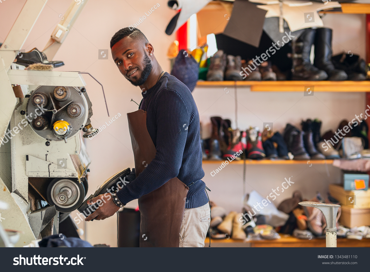industrie de la cordonnerie en afrique : un avenir prometteur pour les jeunes