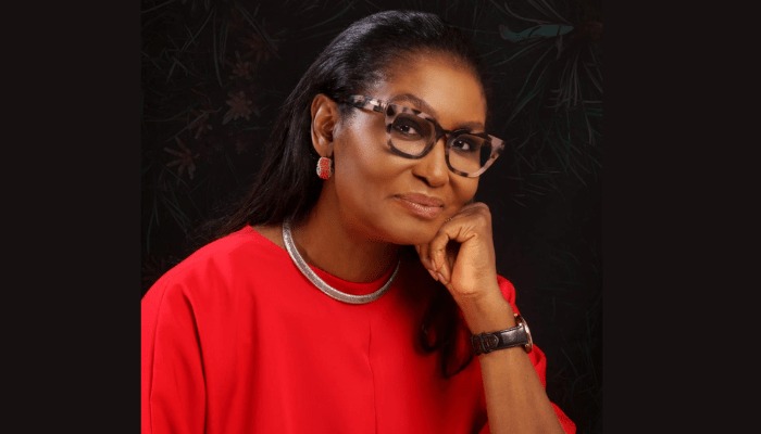 gros plan sur trois entrepreneurs de la maroquinerie au nigeria